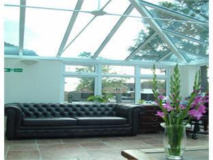 Gatwick House Hotell Horley Eksteriør bilde