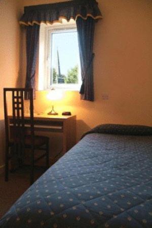 Gatwick House Hotell Horley Rom bilde